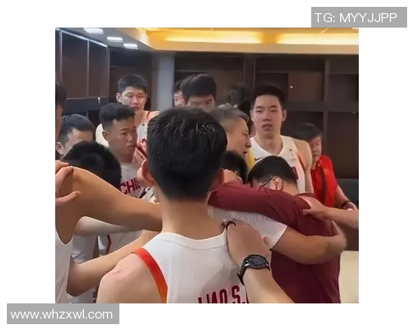 篮球明星与裁判的冲突赛场风波揭示的真相与友情的考验